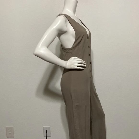 Illa Illa Dancing Queen Jumpsuit Linen Blend Olive Green NEW Size M - Picture 6 of 10